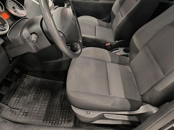 Peugeot 207 7 of 10