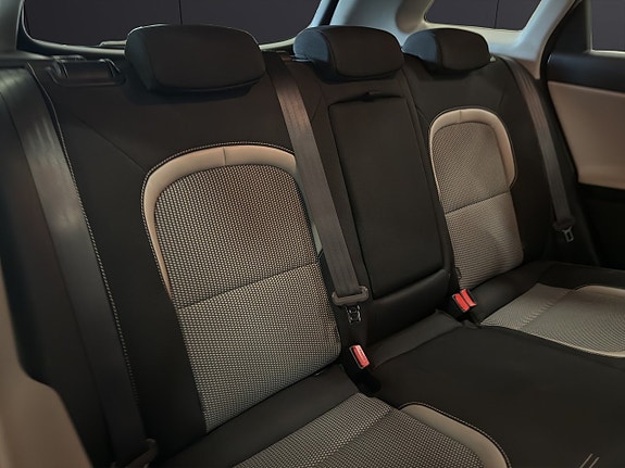Kia Ceed 12 of 20