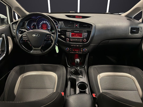 Kia Ceed 13 of 20