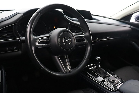 Mazda CX-30 9 of 18