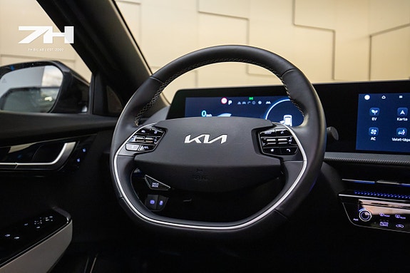 Kia EV6 11 of 23