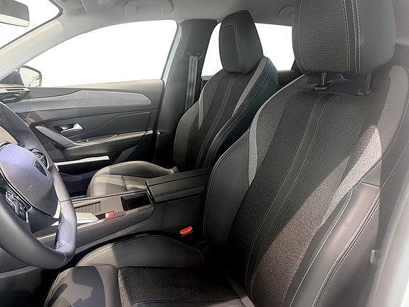 Peugeot 308 SW 4 of 15