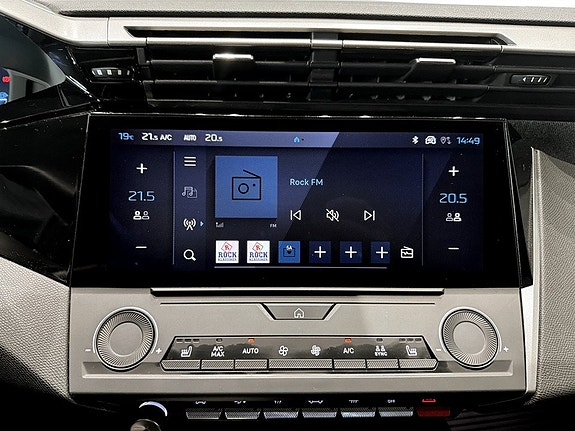 Peugeot 308 SW 9 of 15