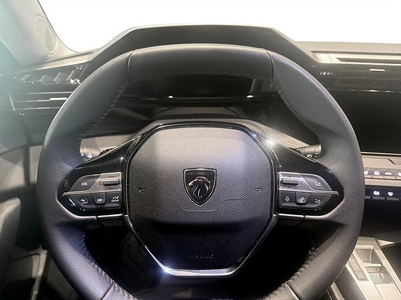 Peugeot 308 SW 6 of 15