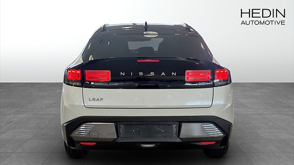Nissan Leaf 5 of 12