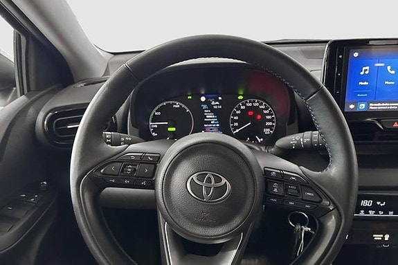 Toyota Yaris 10 of 11