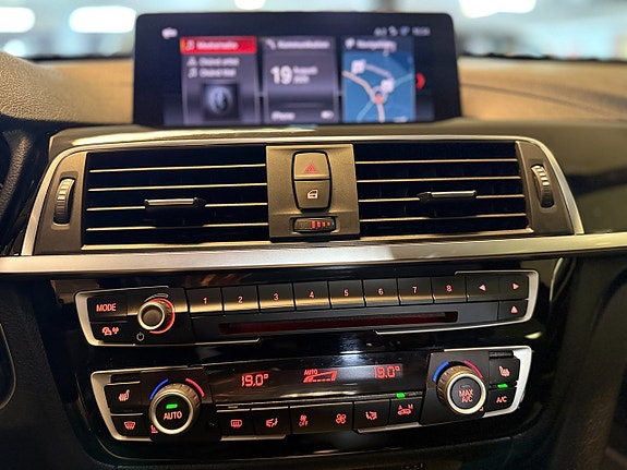 BMW 320d 15 of 16