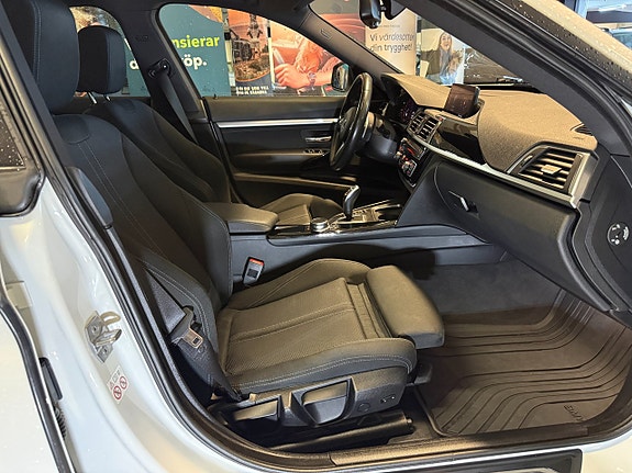 BMW 320d 5 of 16