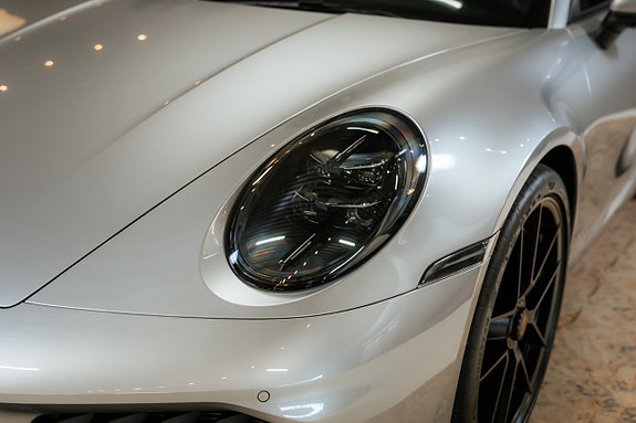 Porsche 911 Targa 4 GTS 3 of 30