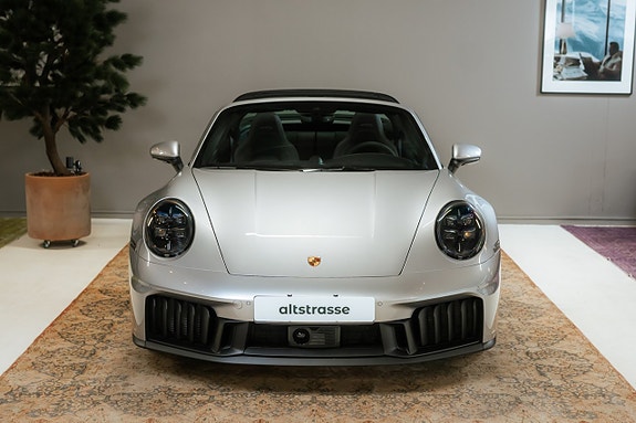 Porsche 911 Targa 4 GTS 4 of 30