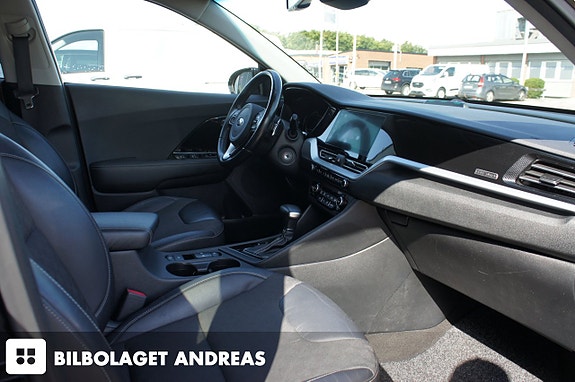 Kia Niro 8 of 12