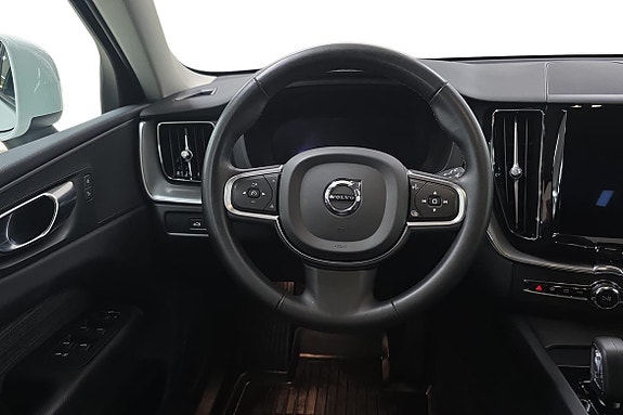 Volvo XC60 22 of 30