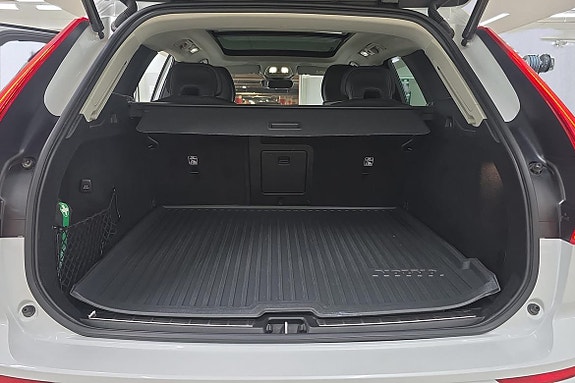 Volvo XC60 23 of 30
