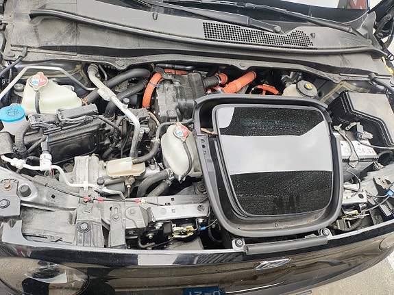 Honda e 8 of 13