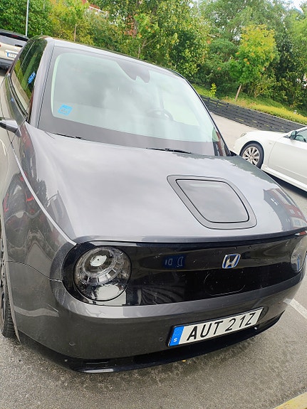 Honda e 4 of 13