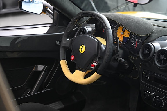 Ferrari 430 Scuderia 19 of 23