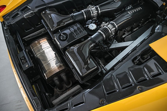 Ferrari 430 Scuderia 13 of 23