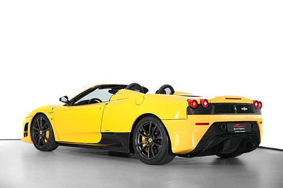Ferrari 430 Scuderia 3 of 23