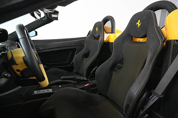 Ferrari 430 Scuderia 16 of 23