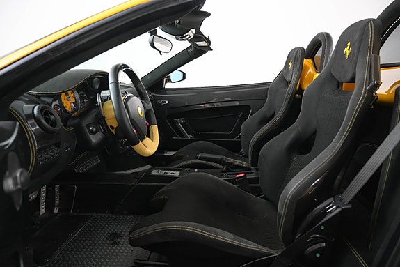 Ferrari 430 Scuderia 15 of 23