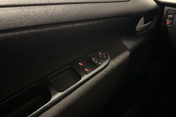 Peugeot 207 10 of 13