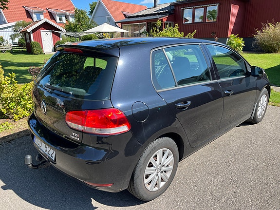 Volkswagen Golf VI 2 of 6