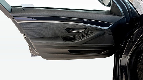 BMW 520 11 of 21