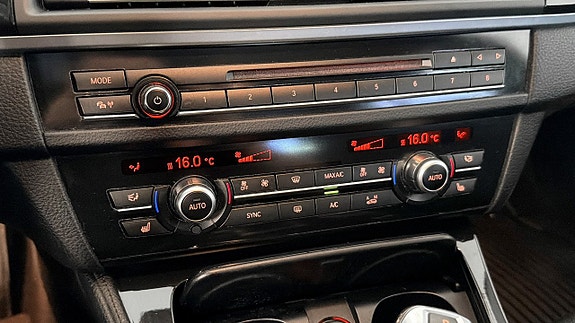 BMW 520 15 of 21