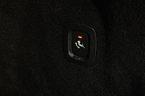 Volvo XC60 28 of 29