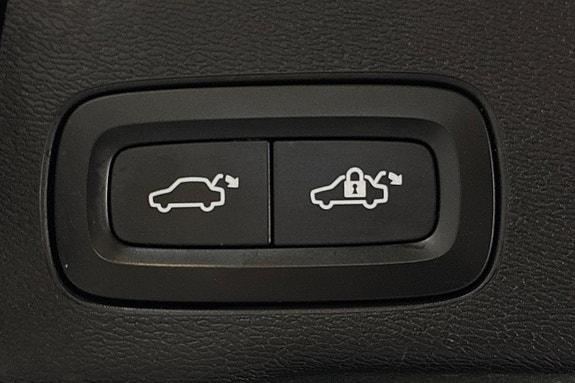 Volvo XC60 27 of 29