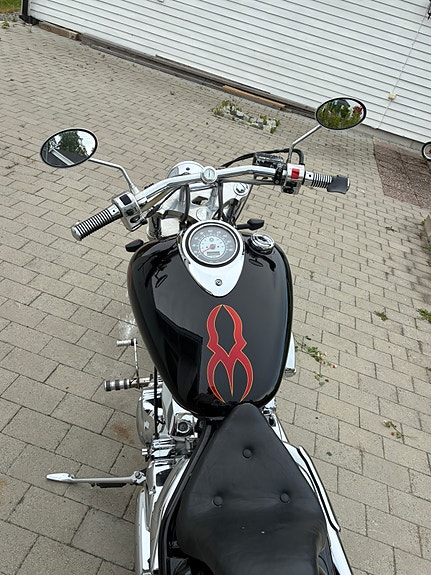 Yamaha XVS1100A 5 of 5