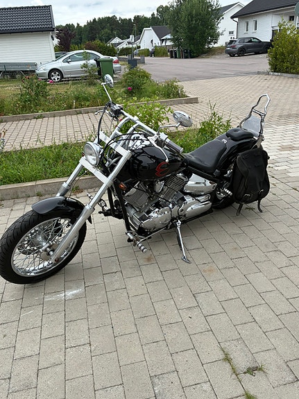 Yamaha XVS1100A 4 of 5