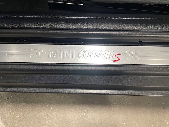 MINI Cooper S 16 of 16