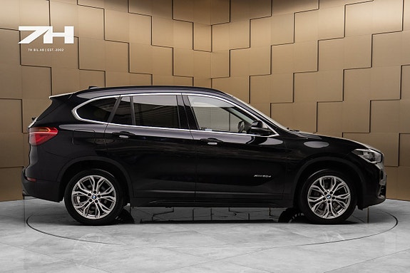 BMW X1 6 of 17