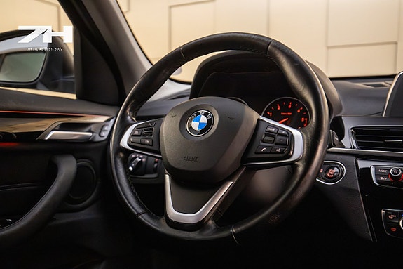 BMW X1 10 of 17