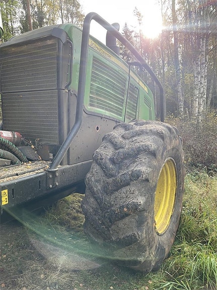 John Deere 1470G 7 of 19