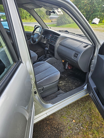Suzuki Grand Vitara 5 of 14