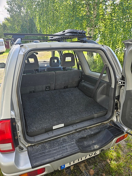 Suzuki Grand Vitara 9 of 14