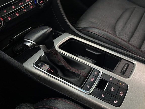 Kia Optima 25 of 30