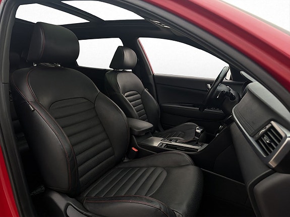 Kia Optima 17 of 30