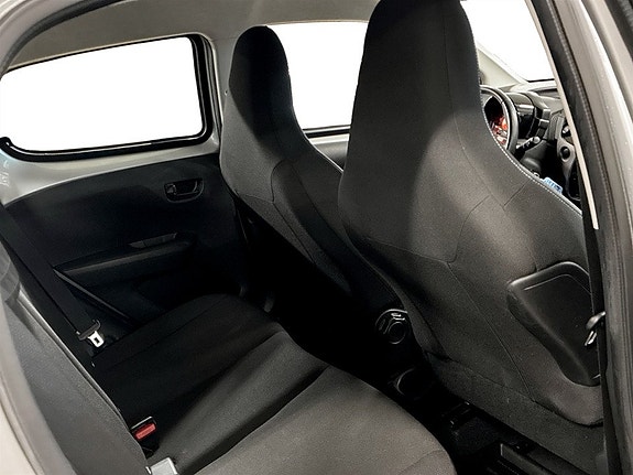 Peugeot 108 15 of 19