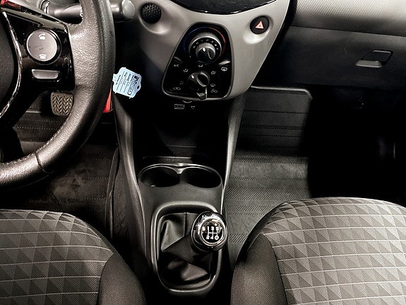 Peugeot 108 13 of 19