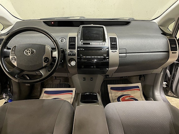 Toyota Prius 19 of 20