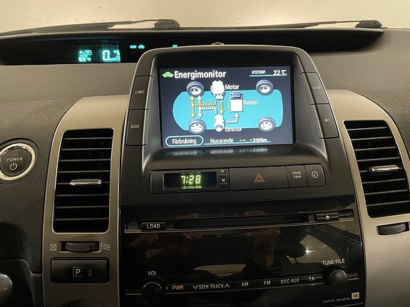 Toyota Prius 16 of 20
