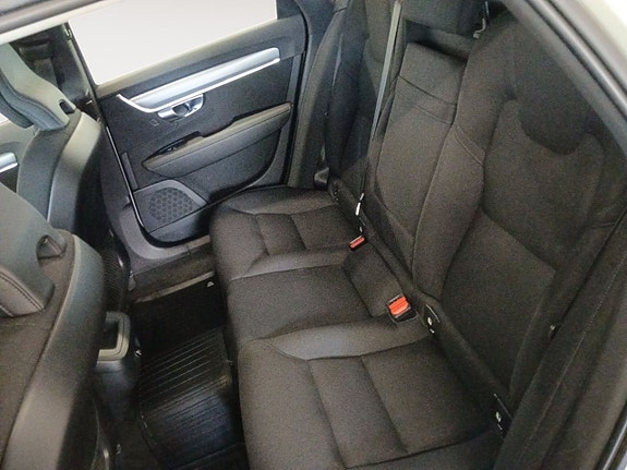 Volvo V90 14 of 20