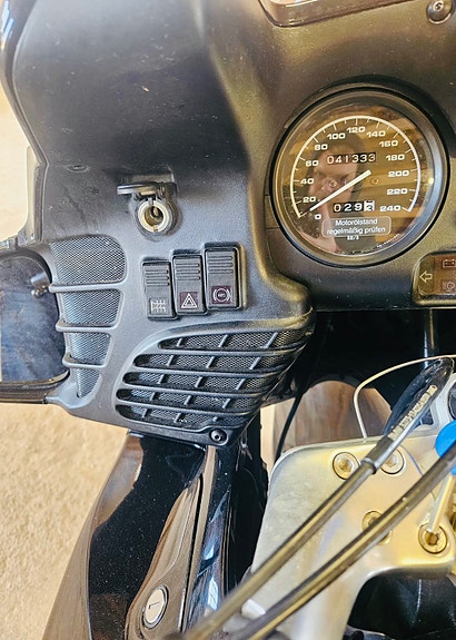 BMW R 1100 RT 5 of 6