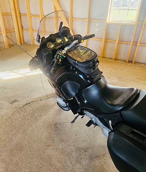 BMW R 1100 RT 4 of 6