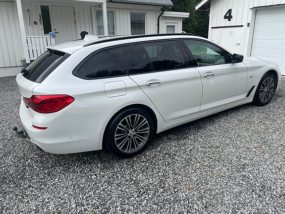 BMW 520d 8 of 14