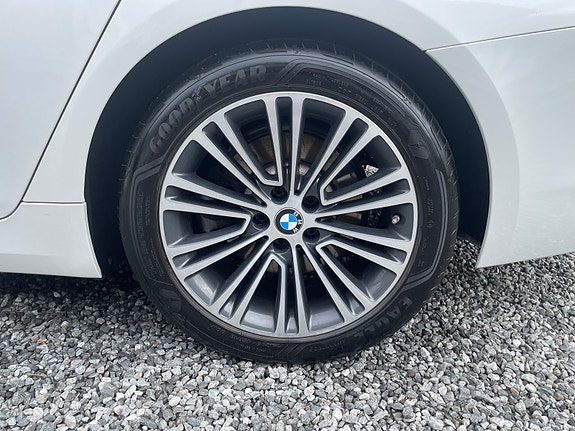BMW 520d 6 of 14