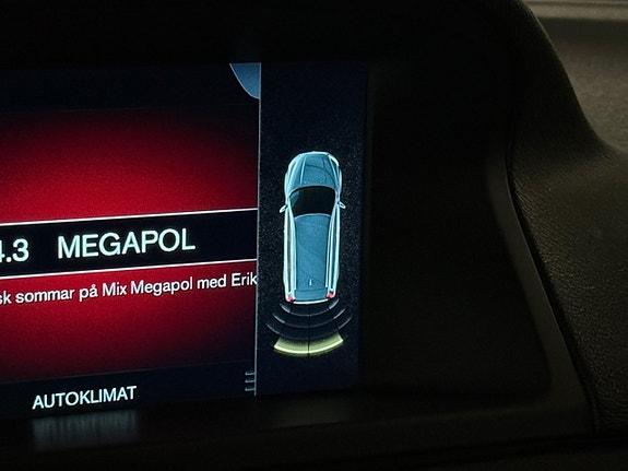 Volvo XC70 17 of 24